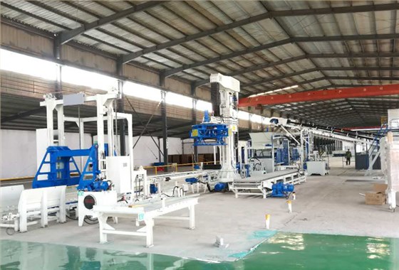 水泥磚機(jī)設(shè)備