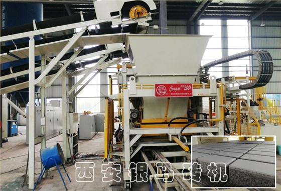 銀馬水泥磚機夏季生產(chǎn)，這些問題必須提前預防！