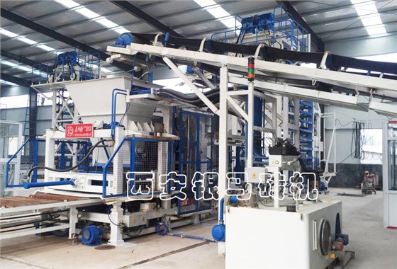 銀馬新型透水磚機(jī)生產(chǎn)線：三十載砥礪拼搏，九萬里內(nèi)外馳名！