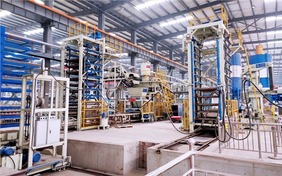 大型全自動(dòng)磚機(jī)締造現(xiàn)代化PC制品工廠 加大礦山綠色化改造
