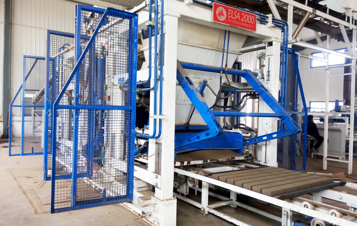 伊犁淘汰燒結(jié)磚輪窯效果明顯，傳統(tǒng)制磚業(yè)該何去何從