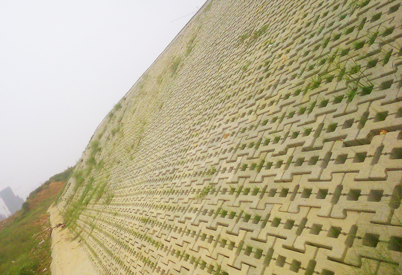 河道護(hù)坡磚機(jī)怎樣提高銷量？