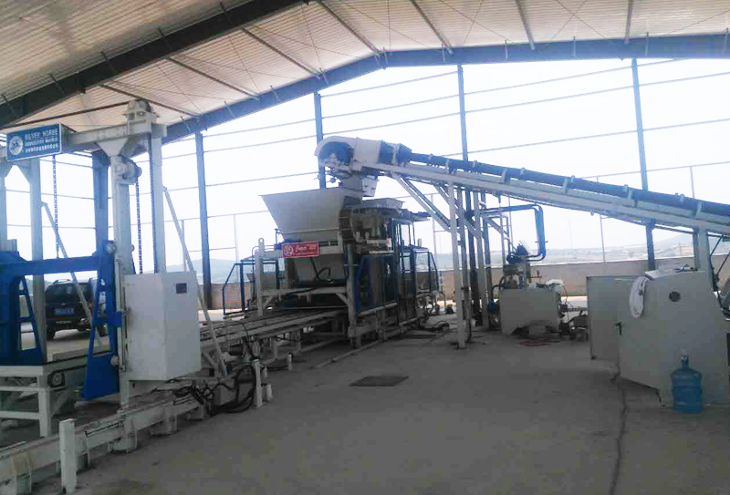 水泥免燒磚生產(chǎn)線要走怎么樣的發(fā)展之路