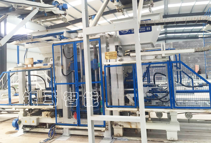 水泥免燒磚機設(shè)備PLC控制柜常見的故障原因及檢測方法