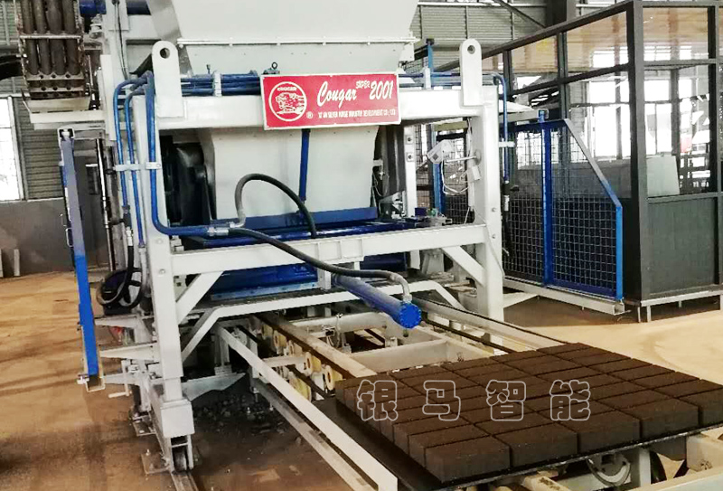 工業(yè)廢渣制磚機