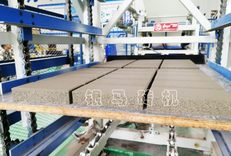 砌塊磚機：建筑垃圾透水磚生產(chǎn)線示范工廠電路故障快速判別！