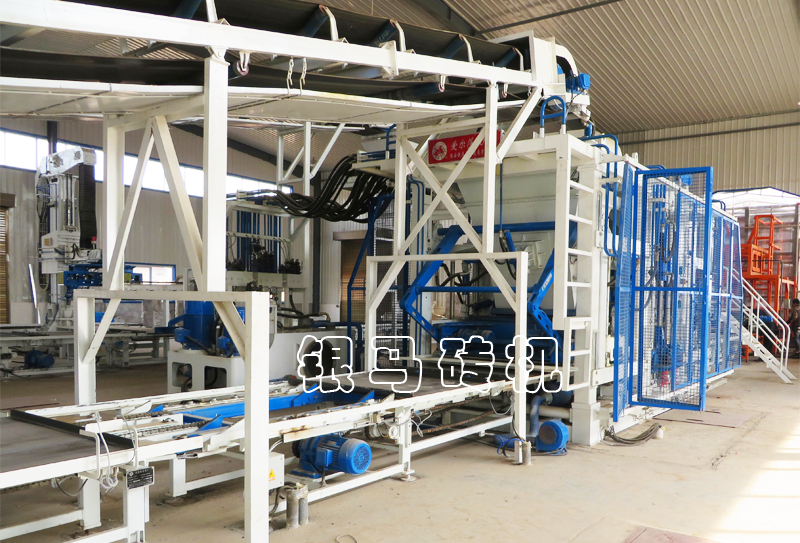 水泥磚磚機(jī)：科技革新，本質(zhì)升華