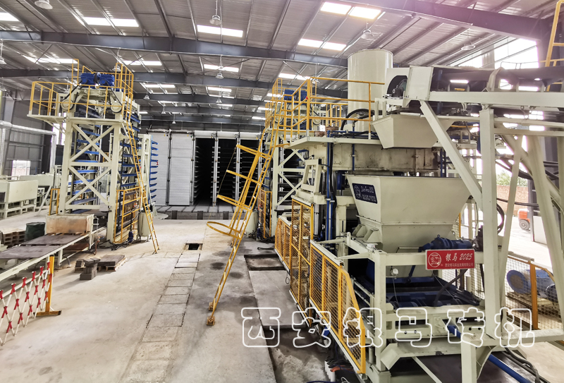 透水磚機(jī)：皮帶傳輸機(jī)張緊器的張力對(duì)生產(chǎn)帶來的三個(gè)影響！