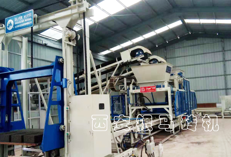 全自動(dòng)免燒磚機(jī)：緊抓新契機(jī)，發(fā)展生態(tài)新浪潮！