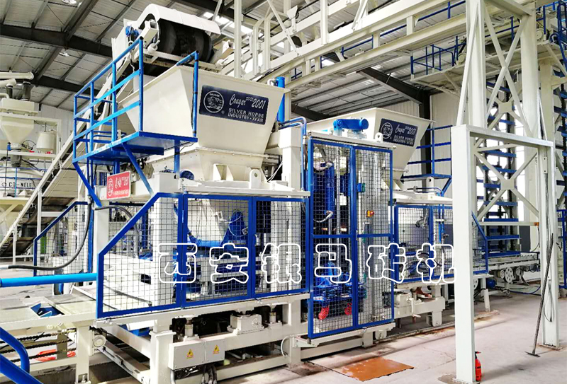 水泥空心磚機(jī)打造經(jīng)濟(jì)高質(zhì)量發(fā)展的“強(qiáng)勁引擎”！