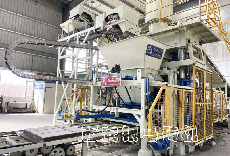 PC磚制磚機(jī)：水泥磚機(jī)日常操作細(xì)節(jié)與維護(hù)事項(xiàng)有哪些？