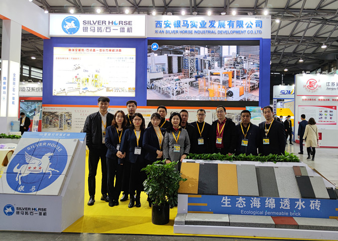 上海寶馬展合影