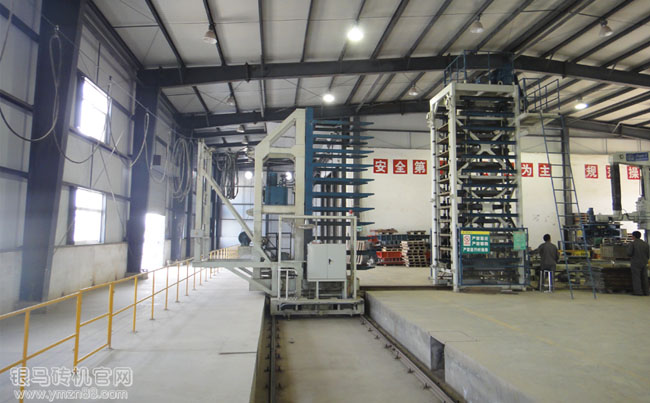 銀馬免燒砌塊磚機(jī)