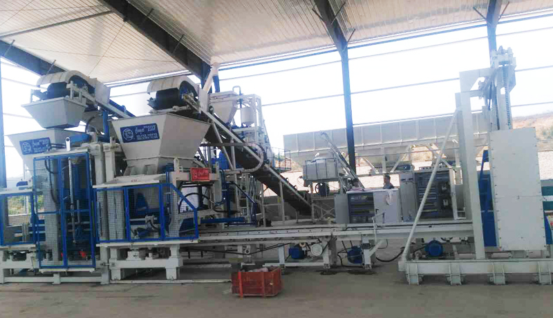 超級(jí)美洲豹磚機(jī)