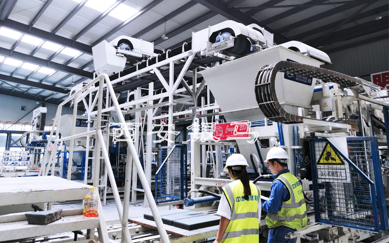 大型全自動磚機(jī)：綠色礦山及黃河流域生態(tài)修復(fù)的國之重器